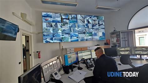 Videowall E Software Di Ai La Nuova Sala Operativa Della Polizia