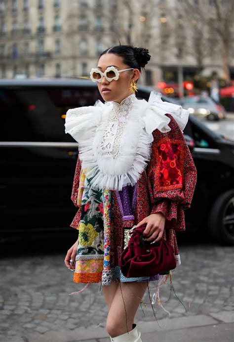 How To Rock Maximalism Fashion According To These Street Style Experts