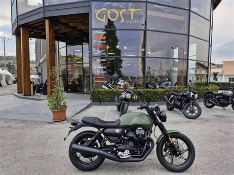 Vendo Moto Guzzi V7 Stone 2021 24 Nuova A Chieti Codice 9451313