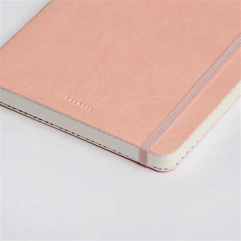 Блокнот в точку Falafel Pink A5