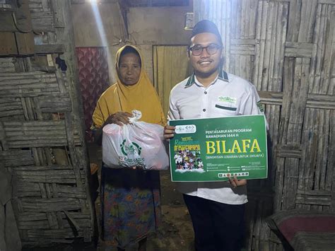 Jajan Lebaran Bingkisan LAZISNU Untuk Dhuafa Dukuhtengah MWCNU BUDURAN