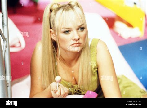 Spice World Emma Bunton 1997 © Columbiacourtesy Everett Collection