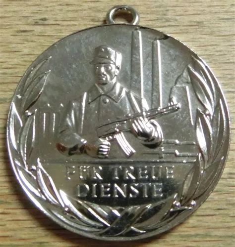 DDR MEDAILLE Für Treue Dienste EUR 1 00 PicClick DE