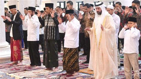 Jokowi Mengucapkan Selamat Hari Raya Idul Fitri H