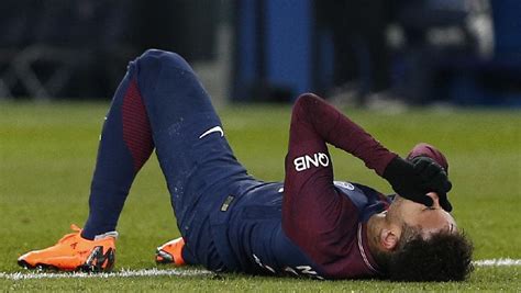 Neymar lloró durante dos días después de lesión