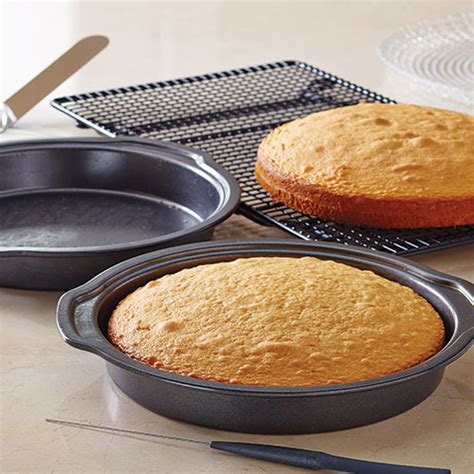 Cake Pan Set - Shop | Pampered Chef Canada Site