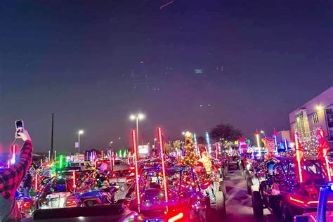 Lights On Lark Kicks Off Tonight S Queen Creek Sxs Christmas Parade