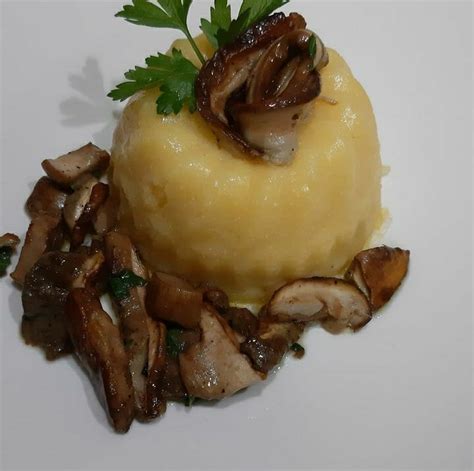 Tortino Di Polenta Con Funghi Porcini Il Cibo Divino Di Antonella