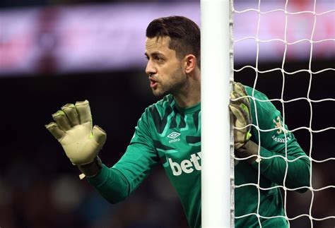 West Ham United: Fans criticise Lukasz Fabianski’s performance vs Palace