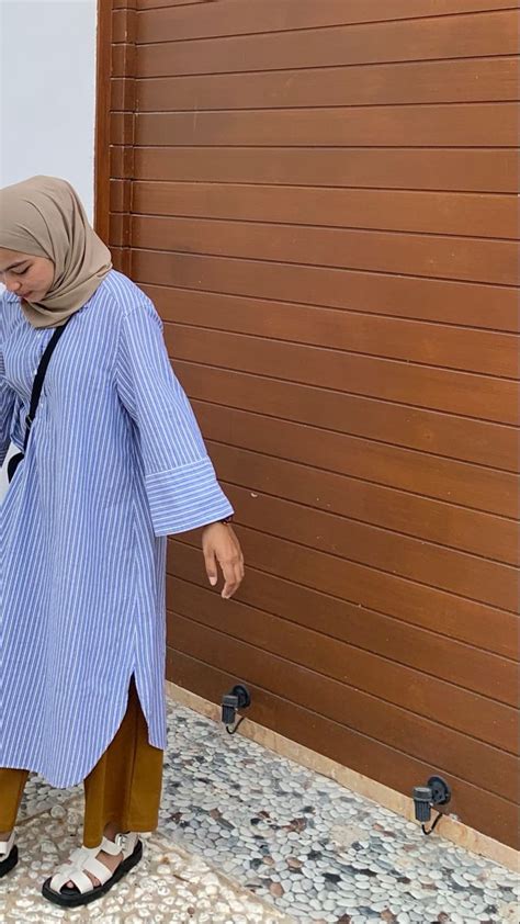 Pin Oleh Rfdaaa Di Ootd Di Gaya Model Pakaian Model Pakaian