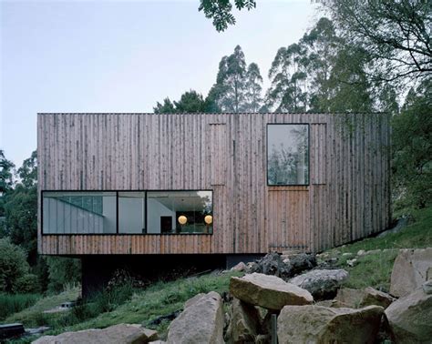 room 11 balances little big house on the slopes of mount wellington in tasmania