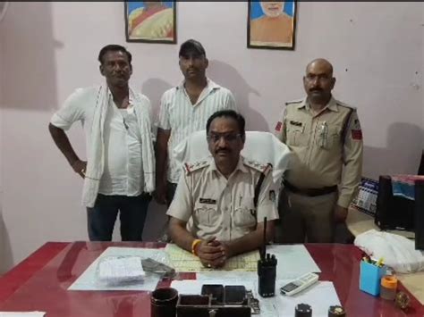 Datia Police Caught A Criminal With A Reward Of 3 Thousand दतिया