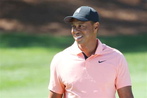 Look Gruesome Photo Of Tiger Woods Leg Is Going Viral The Spun