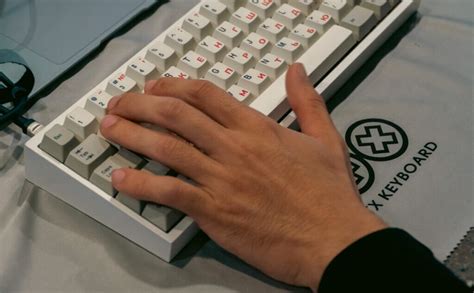 Is Mechanical Keyboard Better For Typing Helvetica Forever