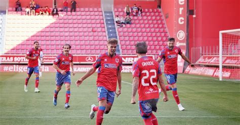 F Tbol Segunda Federaci N El Numancia Vence Al Fabril En Un Partido