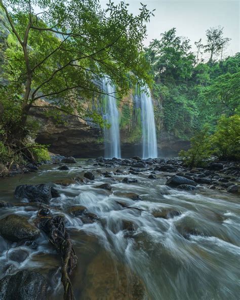 Pesona Curug Sodong Air Terjun Indah Di Ciletuh Geopark Sukabumi