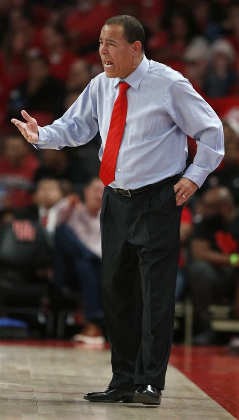 Kelvin Sampson named AAC coach of year