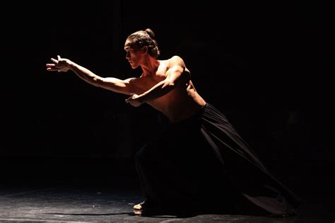 «Медитация» Анны Верде как разговор с самим собой – localdramaqueen.moscow