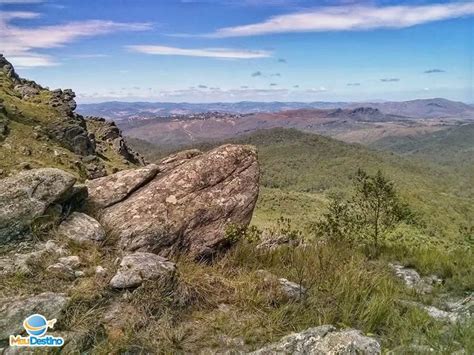 Pico do Itacolomi percorrendo a trilha até o topo Ouro Preto MG