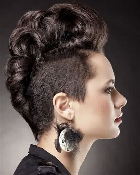 20 Mohawk Hairstyles For Woman Feed Inspiration