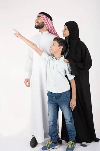 SAUDI FAMILY Pictures | Download Free Images on Unsplash