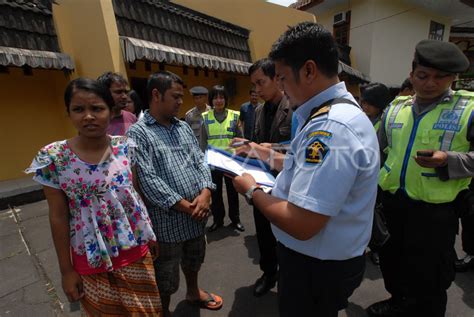 Penangkapan Imigran Gelap Antara Foto