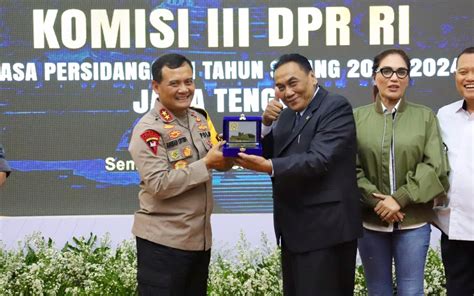 Website Resmi Polrestabes Semarang Polisi Hebat Semarang