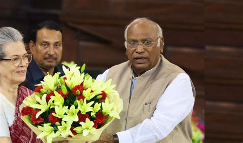 Congress President Mallikarjun Kharge Will Attend Narendra Modi S Oath