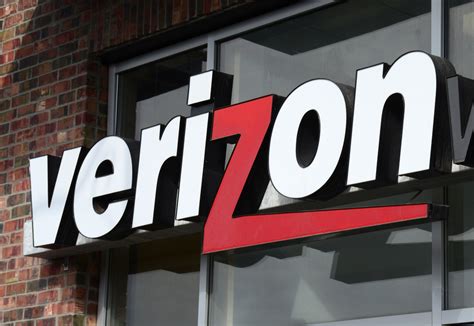 Why Verizon Is Sending Free Phones to Certain Customers - Parade: Entertainment, Recipes, Health ...