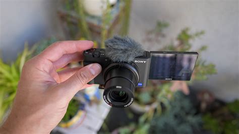 Sony ZV-1 Review | The Perfect Compact Vlogging Camera? Almost...