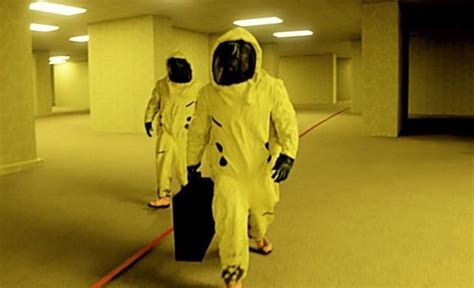 A24 Hará The Backrooms El Creepypasta Más Viral De Internet