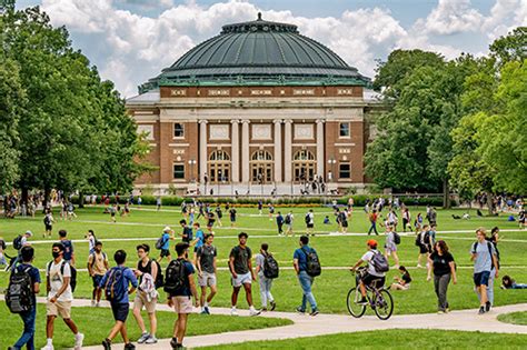 University of Illinois welcomes largest ever incoming class | College of Liberal Arts & Sciences ...