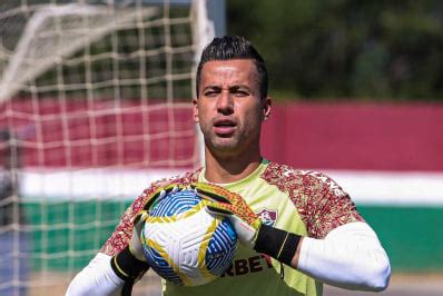 Goleiro Do Fluminense F Bio Rejeitou Convite Para Voltar Ao Cruzeiro