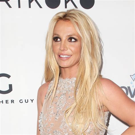 Britney Spears Is Reportedly Dating Her Former Housekeeperand He Has