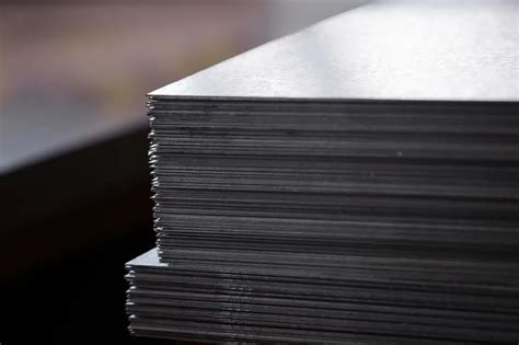 Як зігнути лист заліза: вручну і на верстаті - Метінвест-СМЦ