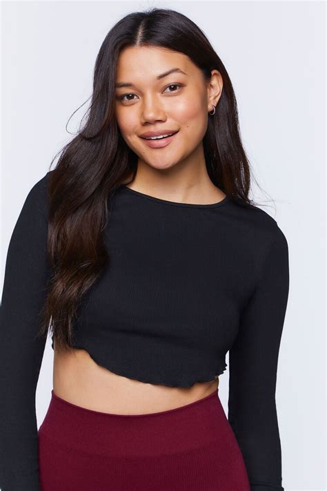 Ribbed Lettuce Edge Crop Top