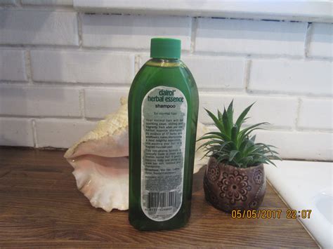 Vintage 1971 1981 Original Clairol Herbal Essence Shampoo For Normal