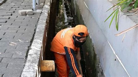 Cegah Banjir Dan Genangan Sudin Sda Jaktim Bangun Saluran Air Baru Di