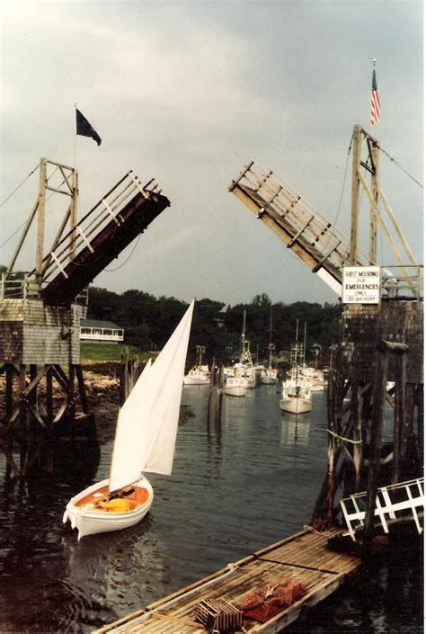 Wooden Drawbridge, Perkins Cove 1984 www.ogunquitbeachinn.com Sea Walk ...