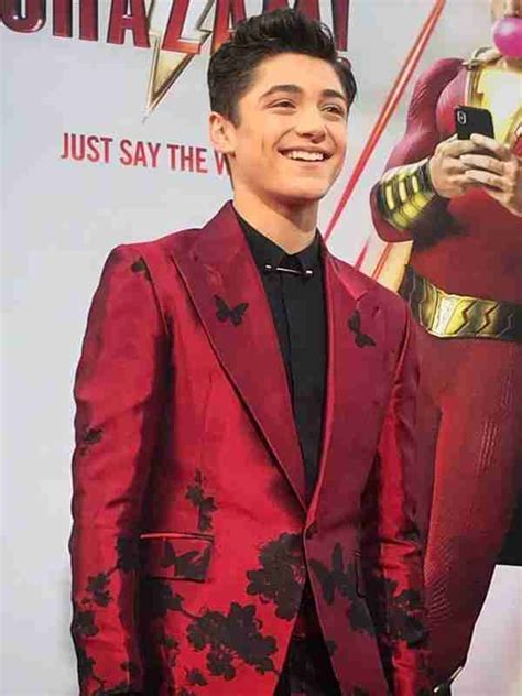 Shazam Movie Event Asher Angel Maroon Suit - The Movie Fashion