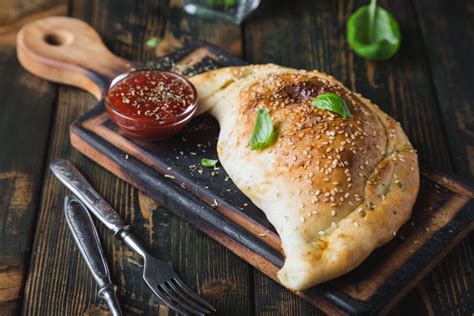 A Guide for Stromboli vs. Calzone