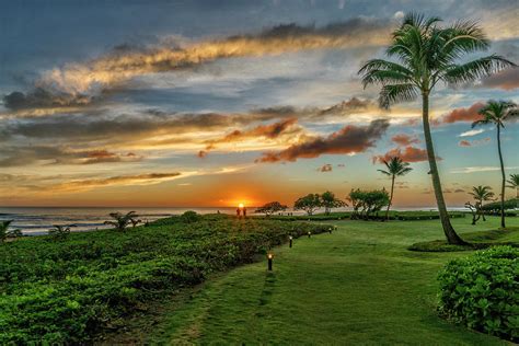 Sunrise Nukolii Beach Kauai Hawaii 7R2_DSC4747_01132018 Photograph by Greg Kluempers - Pixels