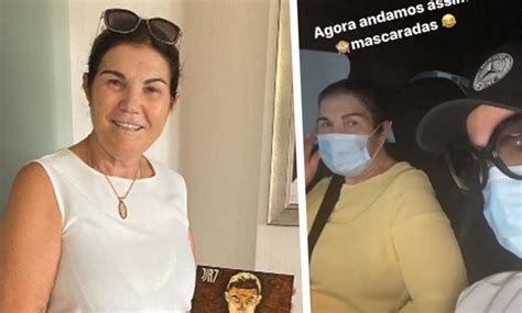 Dolores Aveiro Foi Sair A Filha Andamos Assim Mascaradas