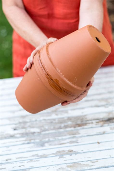 Diy Bew Sserung F R Hochbeete Aus Tont Pfen Selbst Bauen Clay Pots