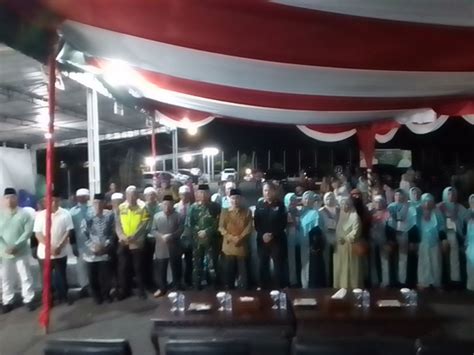 Wakil Bupati PALI Sambut Kepulangan Puluhan Jamaah Umroh Asal PALI