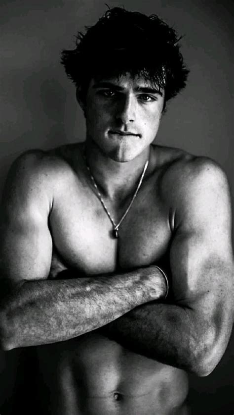 SO HOT JACOB ELORDI Jacobs Cute Celebrity Guys Hottest Guy Ever