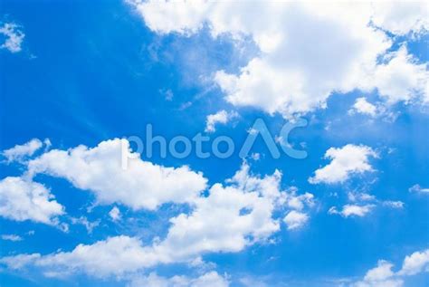 青い空と白い雲 No 24180628｜写真素材なら「写真ac」無料（フリー）ダウンロードok