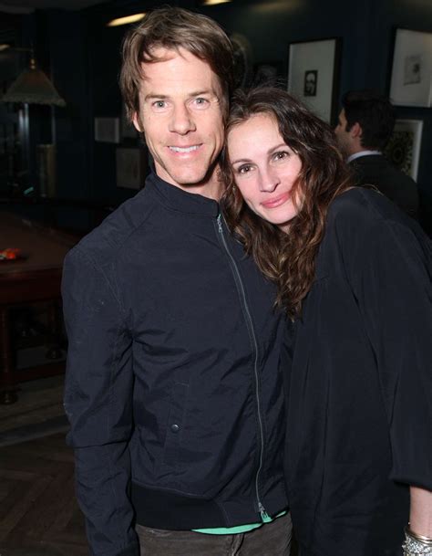 Julia Roberts and Danny Moder's Relationship Timeline
