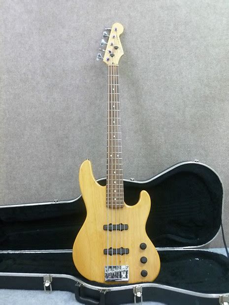 Fender Jazz Bass Plus V 1993 Natural Reverb