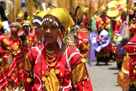 Photographs Are Forever: Kadayawan Festival 2013